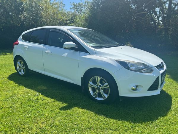 Ford Focus Hatchback, Diesel, 2012, White