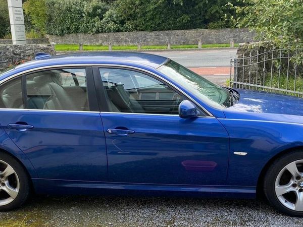 BMW 3-Series Saloon, Diesel, 2011, Blue