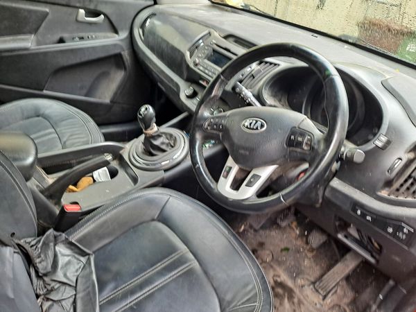 Kia Sportage SUV, Diesel, 2014, Orange