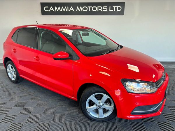Volkswagen Polo Hatchback, Petrol, 2015, Red