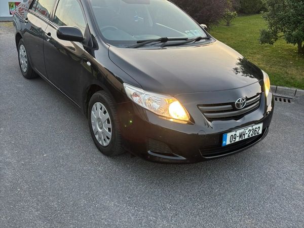 Toyota Corolla Saloon, Diesel, 2009, Black
