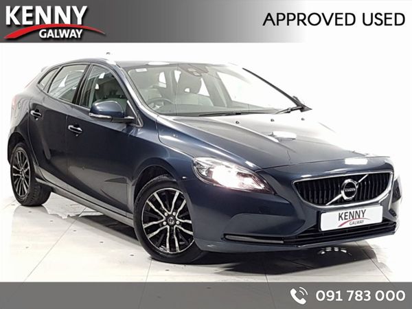 Volvo V40 Hatchback, Diesel, 2016, Blue