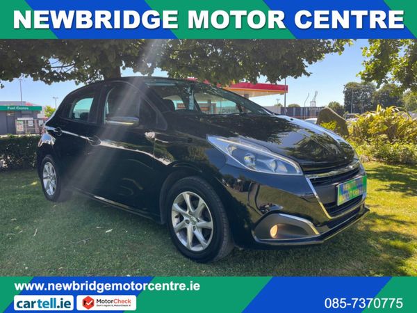Peugeot 208 Hatchback, Petrol, 2018, Black