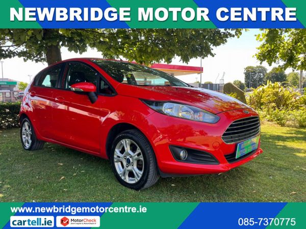 Ford Fiesta Hatchback, Petrol, 2014, Red
