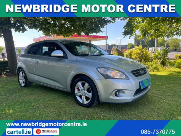 Kia ProCeed Hatchback, Diesel, 2009, Silver