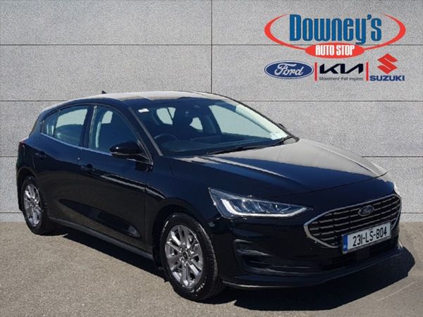 Ford Focus Hatchback, Petrol, 2023, Black
