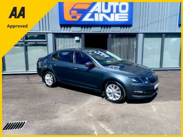 Skoda Octavia Hatchback, Petrol, 2019, Grey