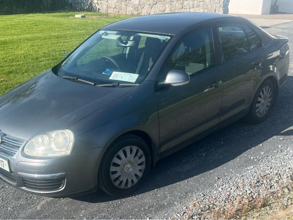 Volkswagen Jetta Saloon, Diesel, 2007, Grey