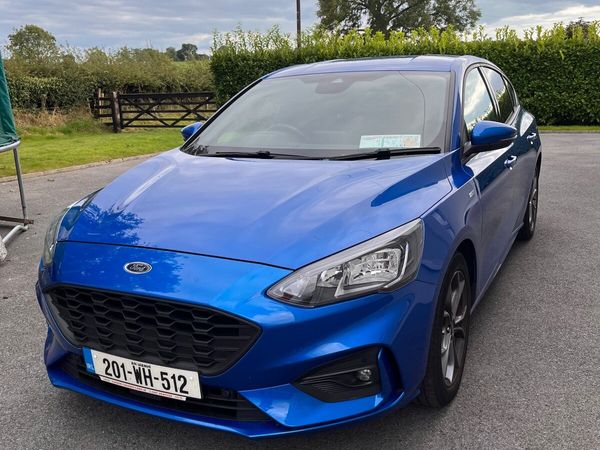 Ford Focus Hatchback, Diesel, 2020, Blue
