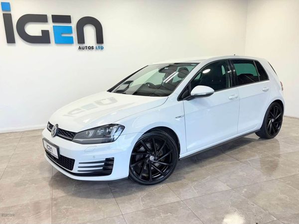 Volkswagen Golf , Diesel, 2017, White