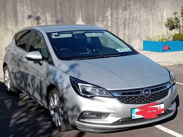 Opel Astra Hatchback, Diesel, 2019, Grey