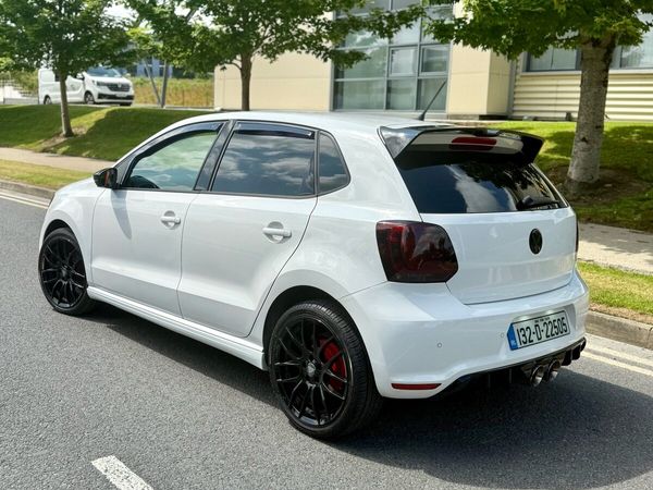 Volkswagen Polo Hatchback, Petrol, 2013, White