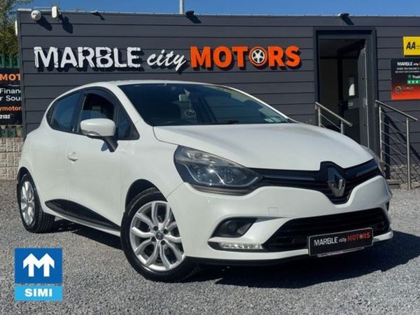 Renault Clio Hatchback, Petrol, 2017, White