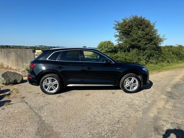 Audi Q5 SUV, Petrol Plug-in Hybrid, 2021, Black