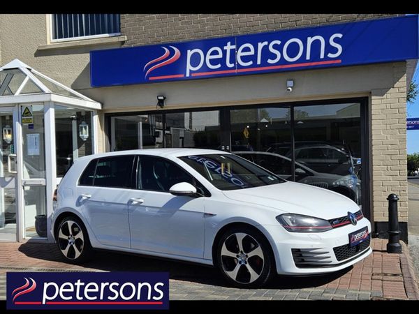 Volkswagen Golf Hatchback, Petrol, 2014, White