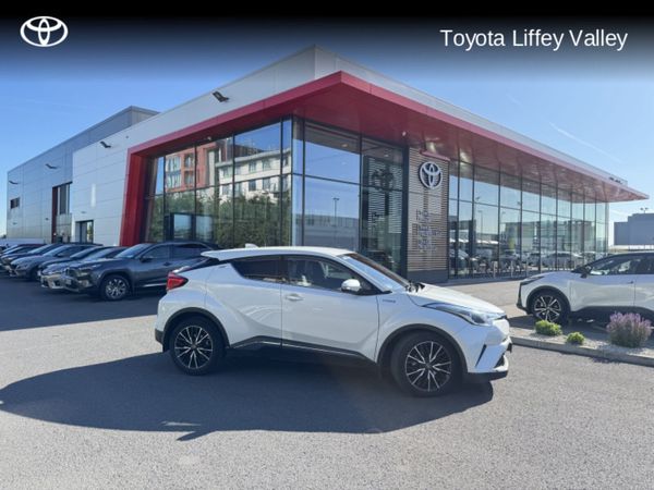Toyota C-HR SUV, Petrol Hybrid, 2017, White