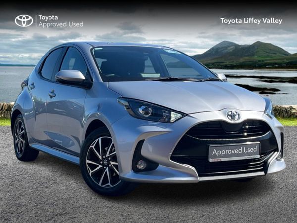 Toyota Yaris Hatchback, Petrol, 2022, Silver
