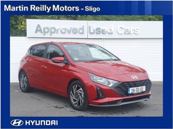 Hyundai i20 Hatchback, Petrol, 2025, Red