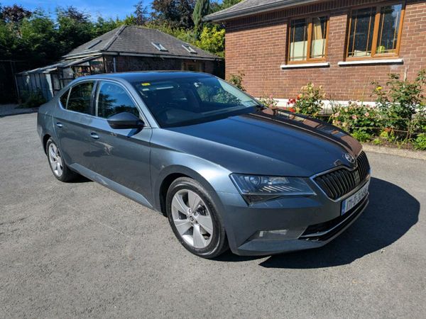 Skoda Superb Saloon, Diesel, 2017, Grey