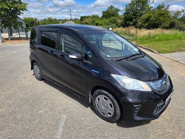 Honda Freed MPV, Petrol Hybrid, 2012, Black