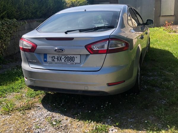 Ford Mondeo Hatchback, Diesel, 2012, Silver