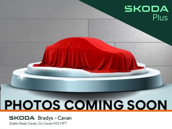 Skoda Superb Hatchback, Diesel, 2022, Grey