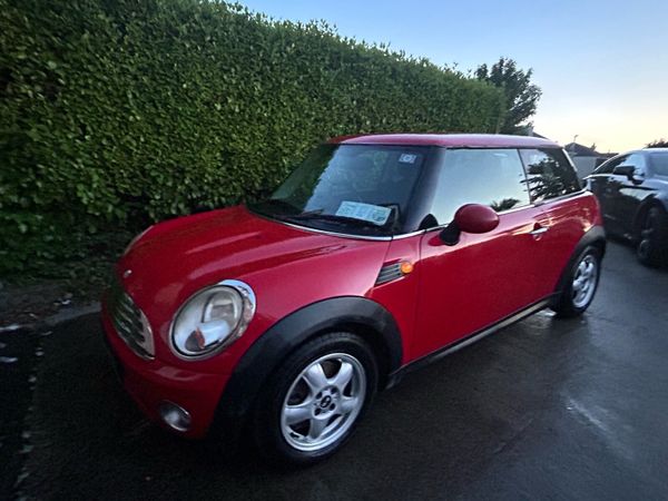 Mini Cooper Hatchback, Petrol, 2007, Red