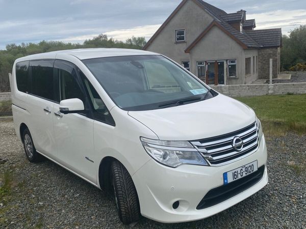 Nissan Serena MPV, Petrol Hybrid, 2016, White
