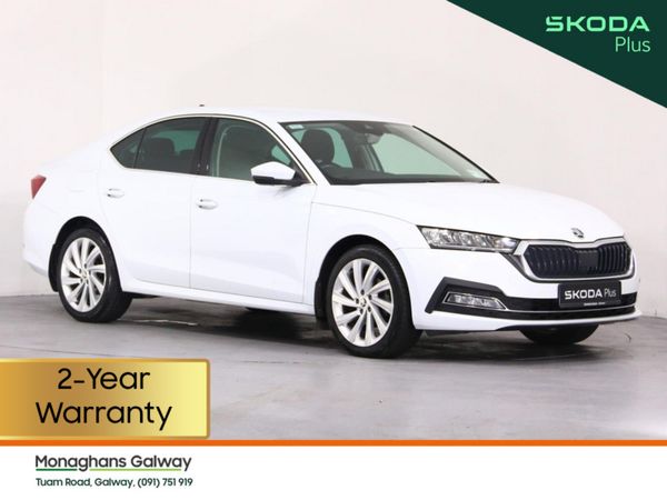 Skoda Octavia Hatchback, Diesel, 2022, White