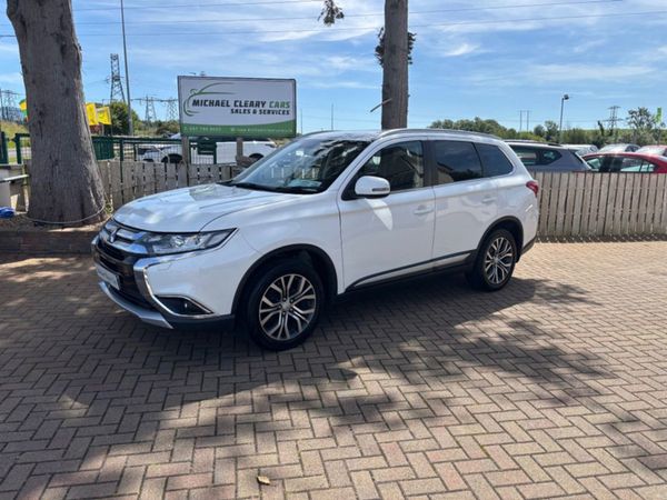 Mitsubishi Outlander Estate, Diesel, 2018, White
