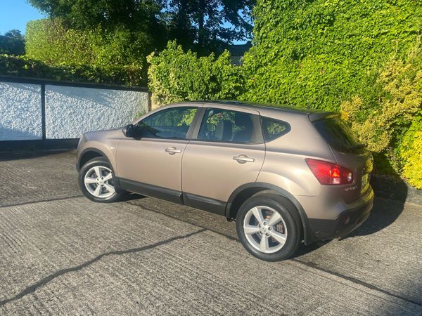 Nissan Qashqai Hatchback, Petrol, 2007, Brown