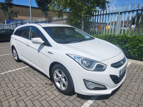 Hyundai i40 Estate, Diesel, 2014, White