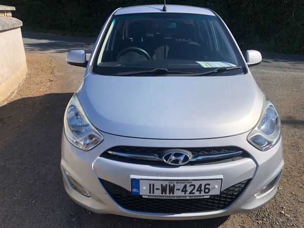 Hyundai i10 Hatchback, Petrol, 2011, Silver