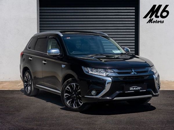 Mitsubishi Outlander Estate, Hybrid, 2017, Black