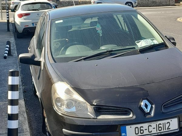 Renault Clio Hatchback, Petrol, 2006, Black