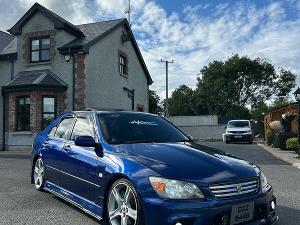 Other Other Saloon, Petrol, 1999, Blue