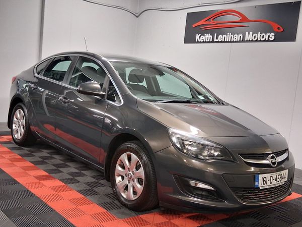 Opel Astra Saloon, Diesel, 2016, Grey