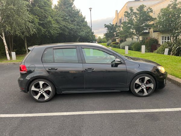 Volkswagen Golf Hatchback, Petrol, 2012, Black