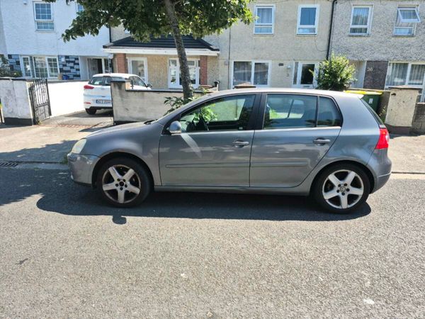 Volkswagen Golf Hatchback, Petrol, 2006, Grey