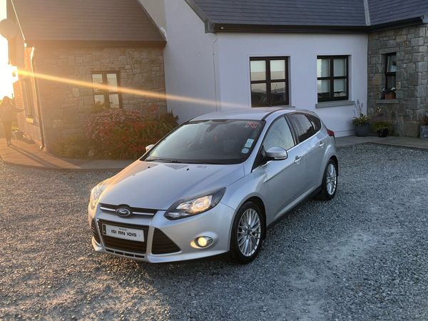 Ford Focus Hatchback, Diesel, 2015, Silver