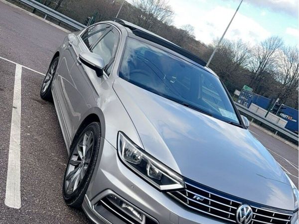 Volkswagen Passat Saloon, Diesel, 2017, Silver