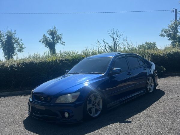 Lexus IS Saloon, Petrol, 2003, Blue