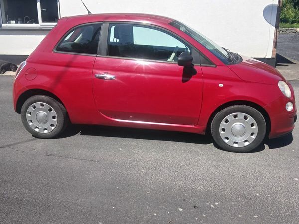 Fiat 500 Hatchback, Petrol, 2010, Red