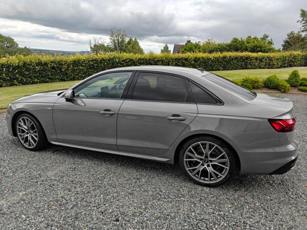 Audi A4 Saloon, Diesel, 2022, Grey