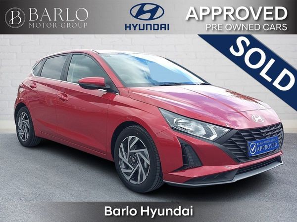 Hyundai i20 Hatchback, Petrol, 2025, Red