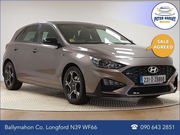 Hyundai i30 Hatchback, Petrol, 2023, Brown