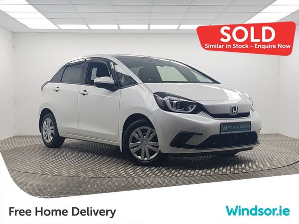 Honda Fit Hatchback, Petrol Hybrid, 2020, White