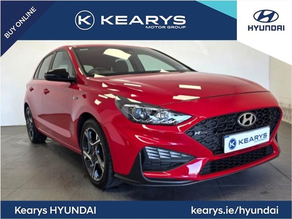 Hyundai i30 Hatchback, Petrol, 2022, Red