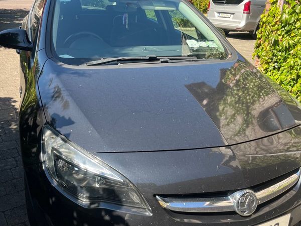 Vauxhall Astra Hatchback, Diesel, 2015, Black