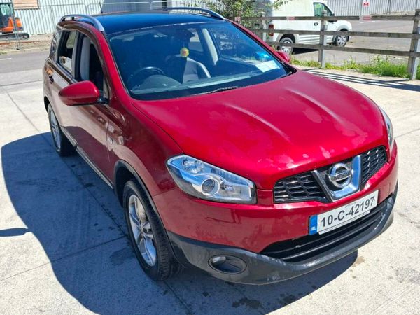 Nissan Qashqai+2 Hatchback, Diesel, 2010, Red